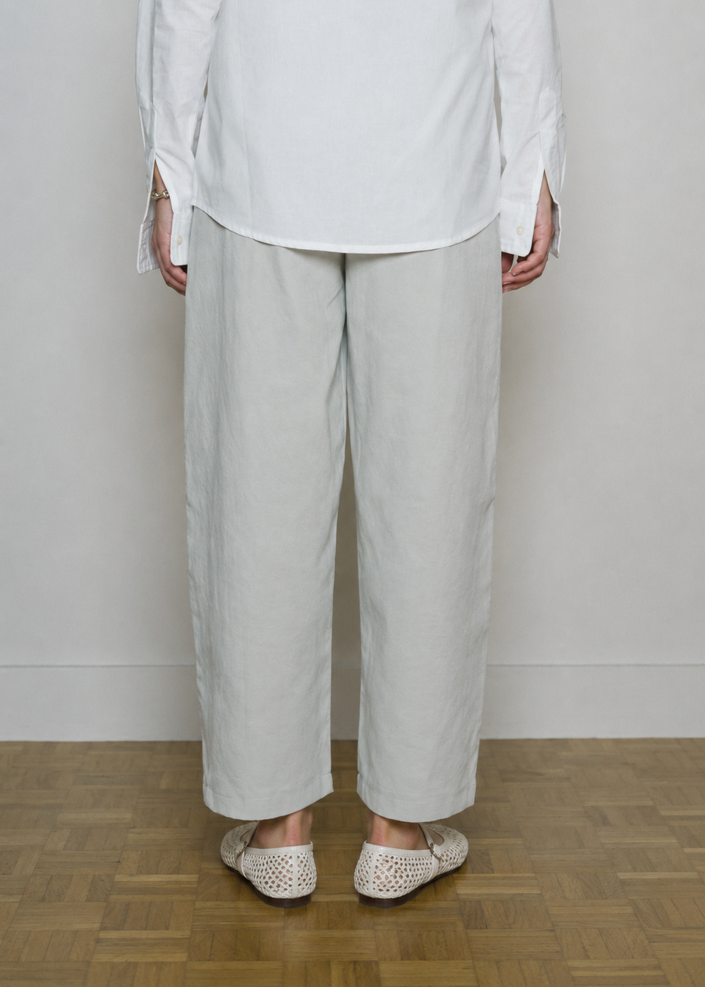 ABBY WHITE GREY CURVE LEGS PETITE WOMEN TROUSERS
