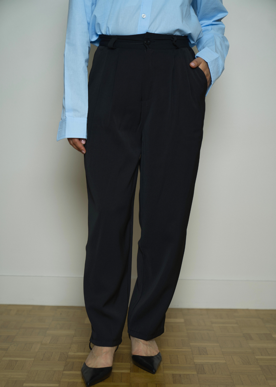 CLAUDIE BASIC PLEATED PETITE TROUSERS