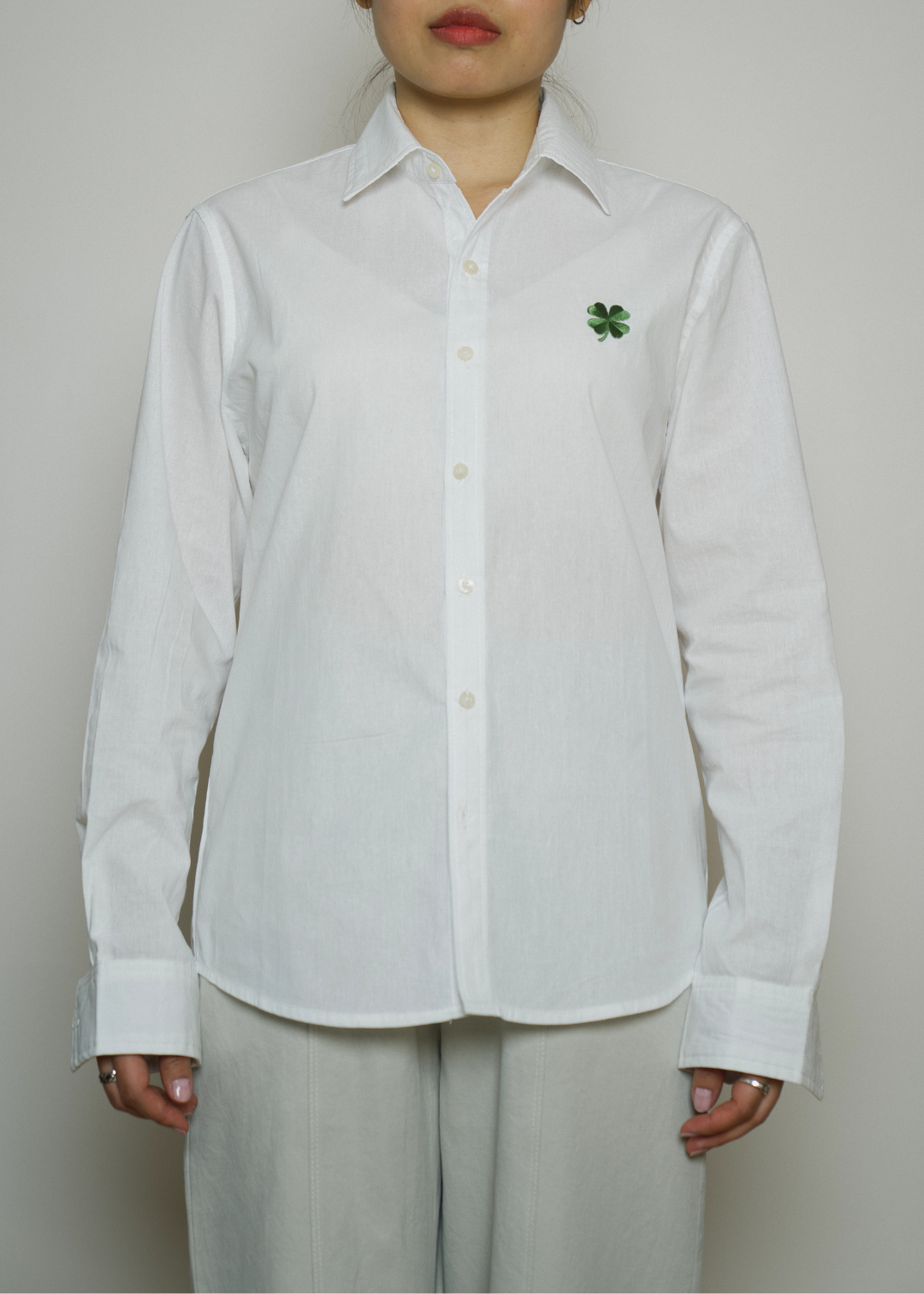 DIDI WHITE SHIRT BLOUSE LUCKY CLOVER EMBROIDED