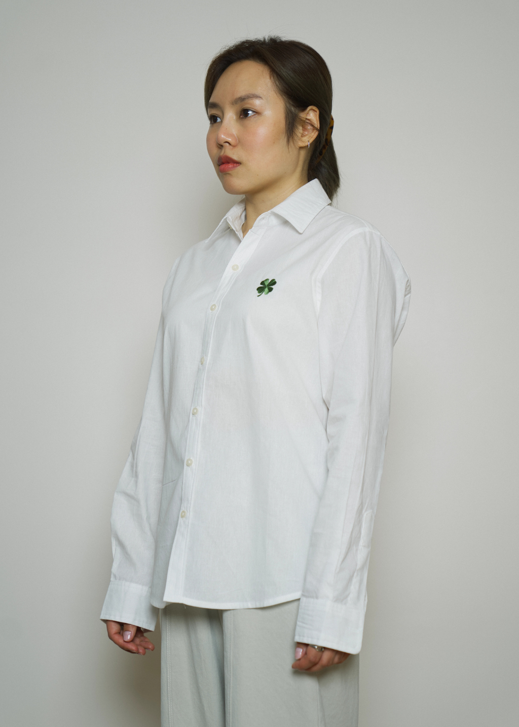 DIDI WHITE SHIRT BLOUSE LUCKY CLOVER EMBROIDED