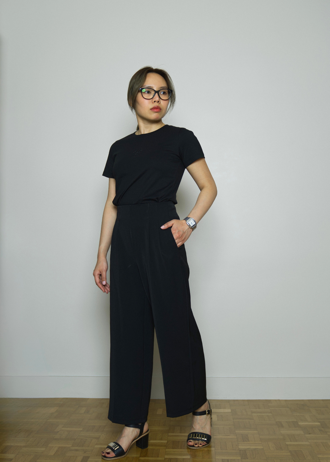 JULIA PLEATED STRAIGHT LEGS PETITE TROUSERS