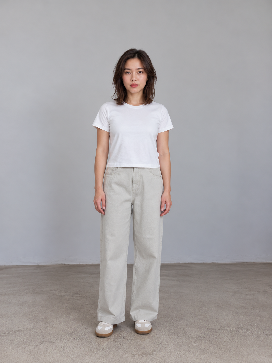 RINA GREY HIGH-WAIST WIDE LEGS PETITE JEANS