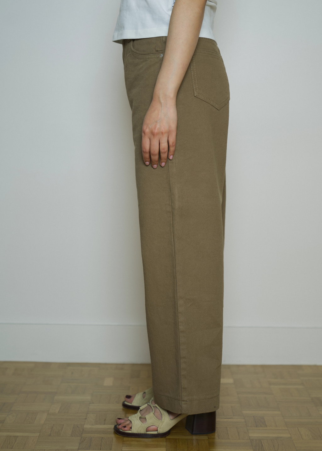 RINA BROWN HIGH-WAIST WIDE LEGS PETITE JEANS