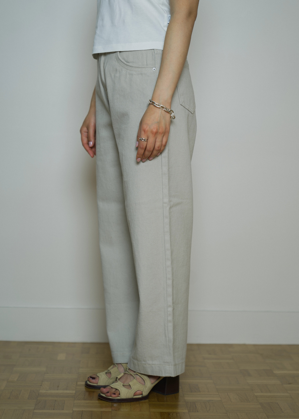 RINA GREY HIGH-WAIST WIDE LEGS PETITE JEANS