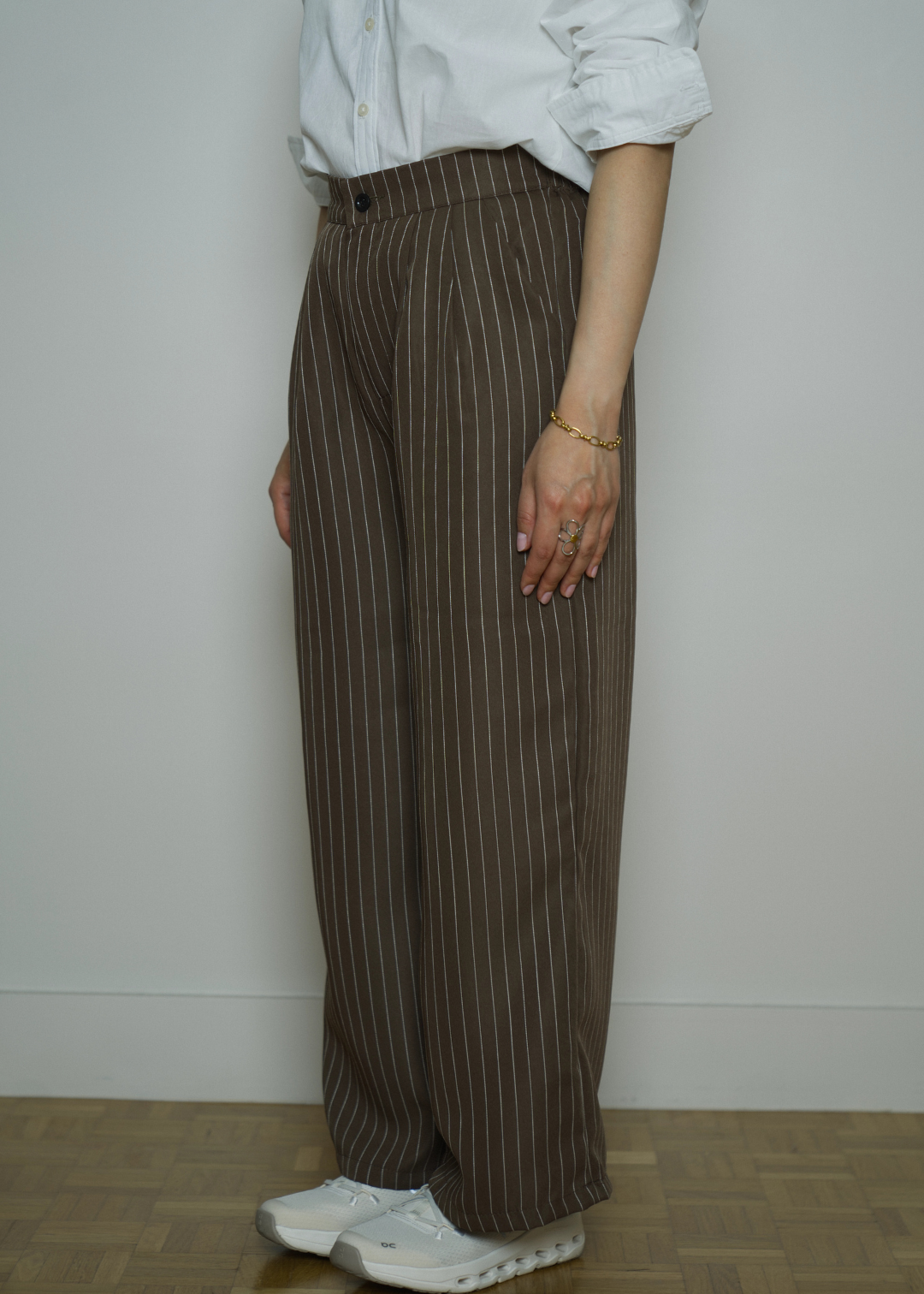 CAMILLE BROWN STRIPED FLOW PETITE TROUSERS