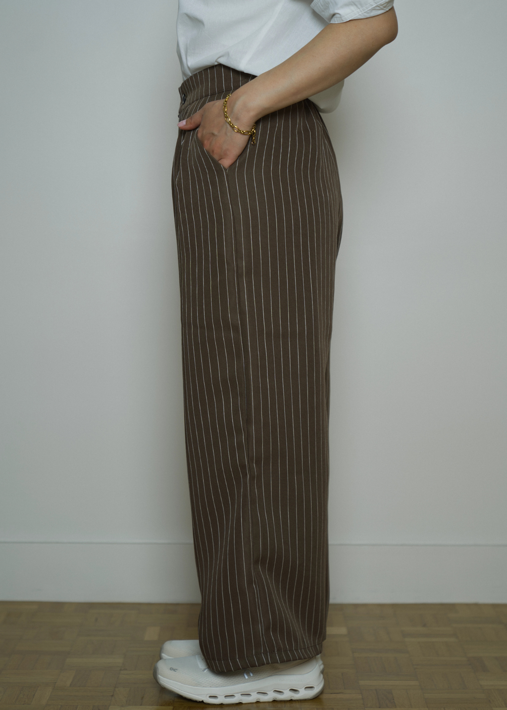 CAMILLE BROWN STRIPED FLOW PETITE TROUSERS