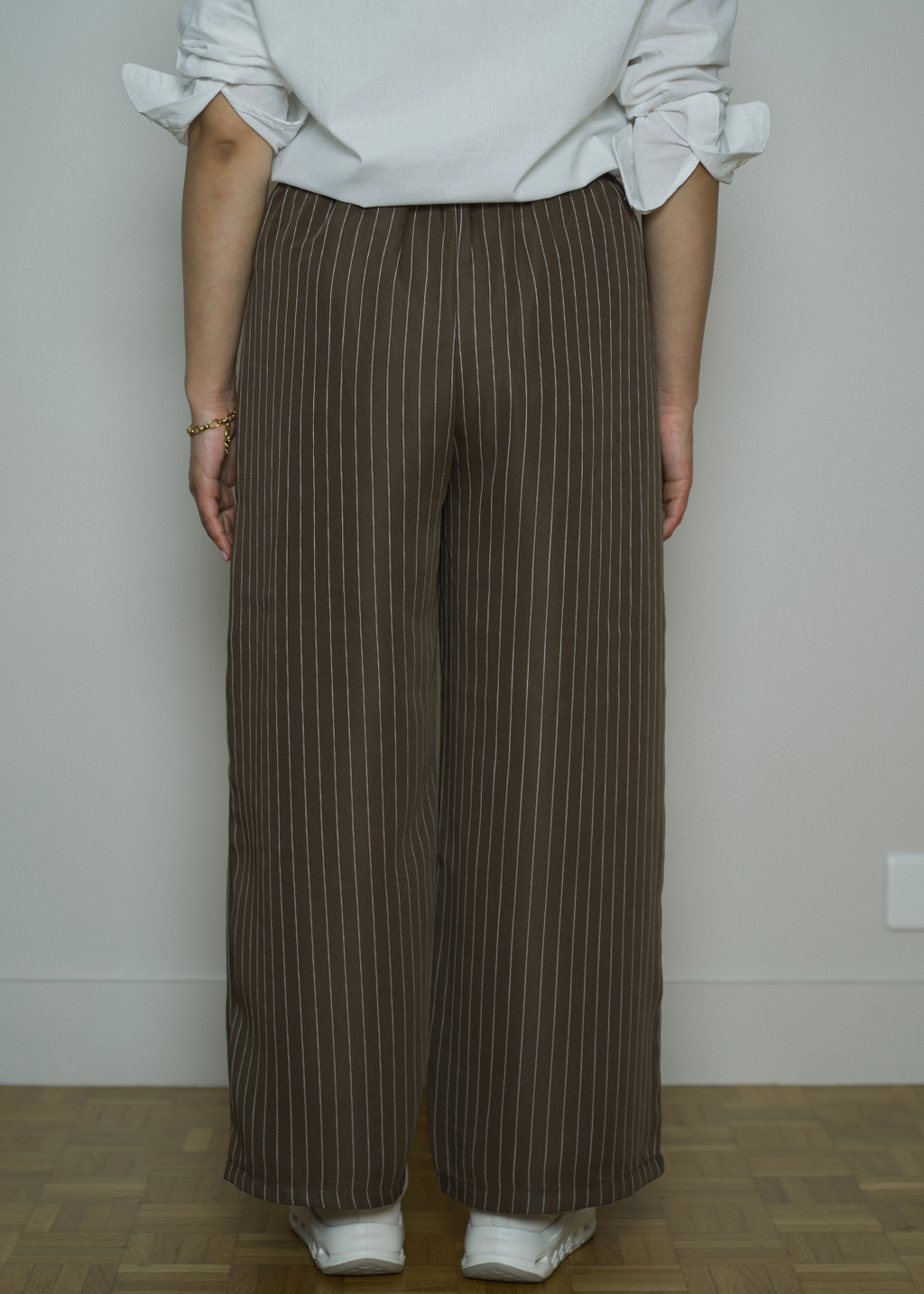 CAMILLE BROWN STRIPED FLOW PETITE TROUSERS